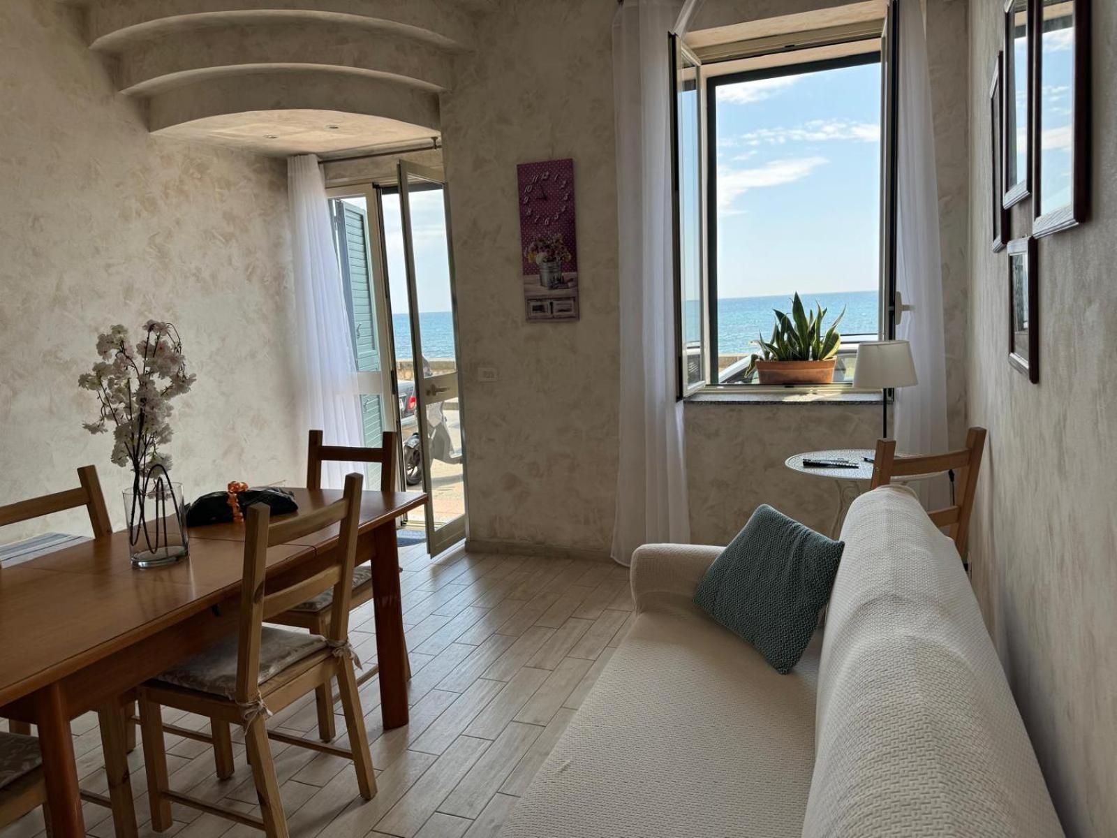 Casa Vacanza Sweet Home Giardini Naxos Eksteriør bilde